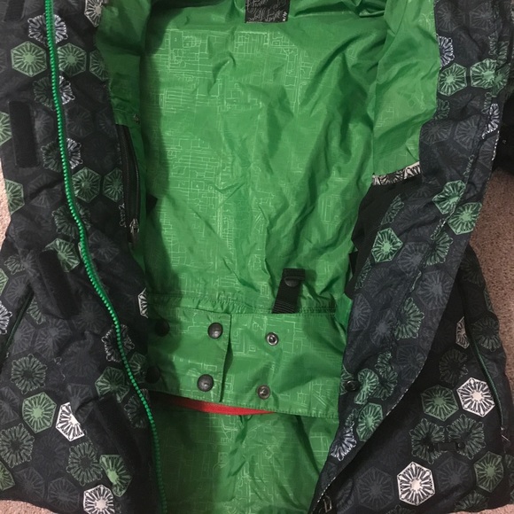 Women’s spyder ski coat - Picture 5 of 7